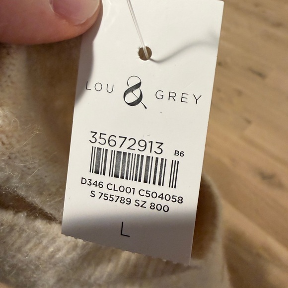 Lou & Grey Cream Graphic Crewneck Sweater - Picture 4 of 4